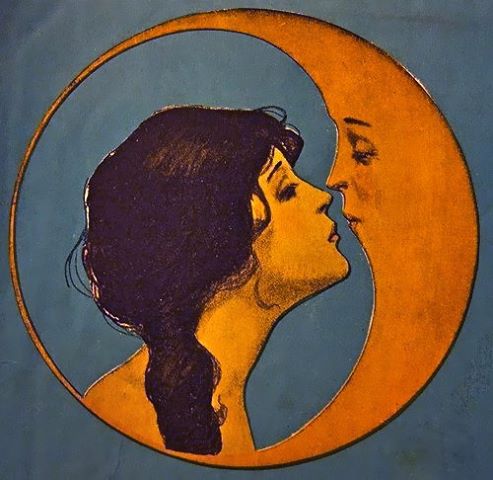 full moon kiss